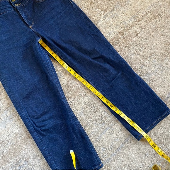 Ann Taylor The Straight Crop Dark Wash High Rise Waist Jeans: 12 - Picture 3 of 9